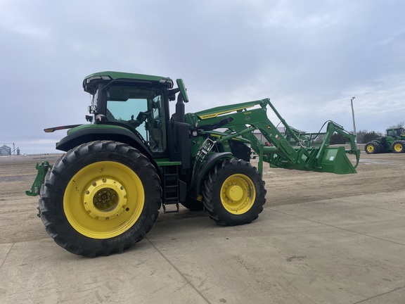 2024 John Deere 7R 210 Tractor