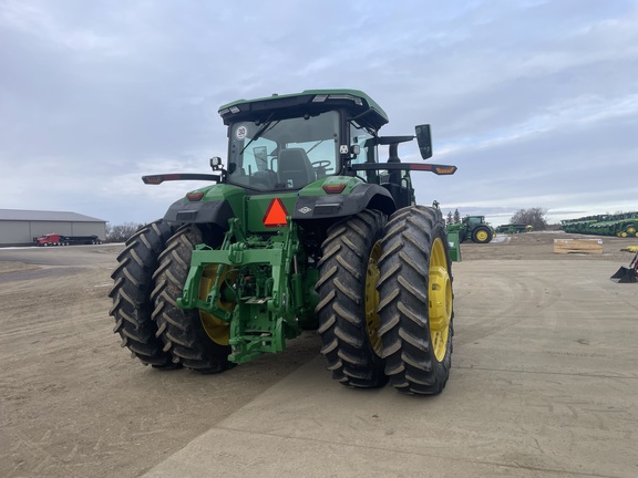 2024 John Deere 7R 210 Tractor