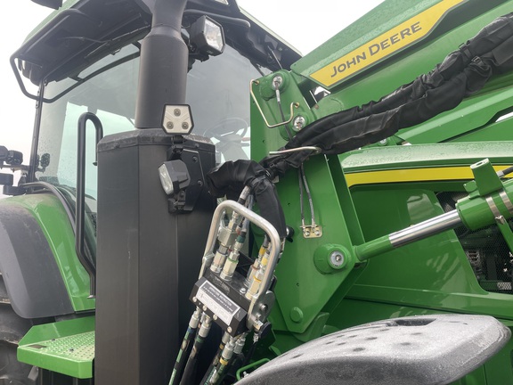 2024 John Deere 7R 210 Tractor