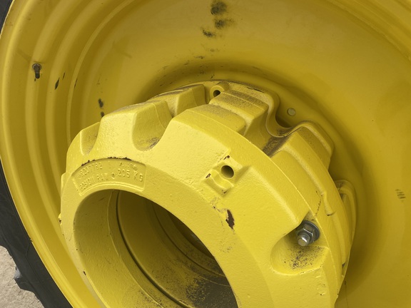 2024 John Deere 7R 210 Tractor