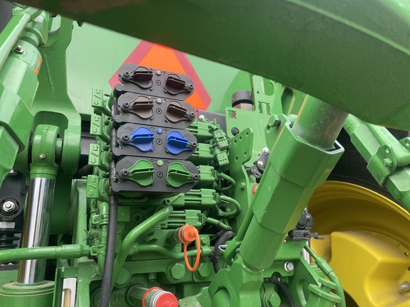 2024 John Deere 7R 210 Tractor