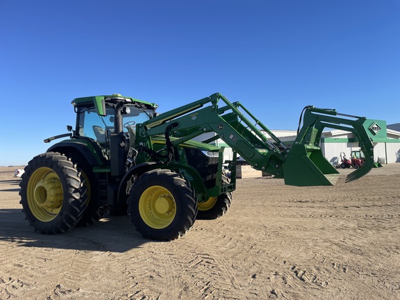 2024 John Deere 7R 210 Tractor