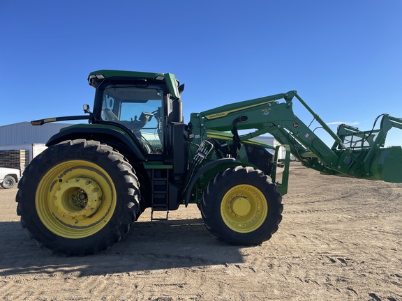 2024 John Deere 7R 210 Tractor