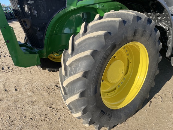 2024 John Deere 7R 210 Tractor