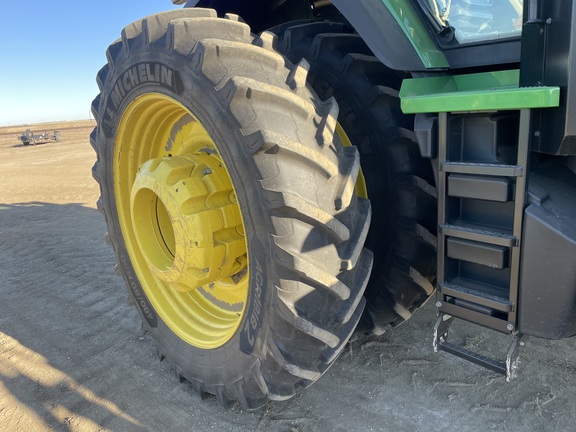 2024 John Deere 7R 210 Tractor