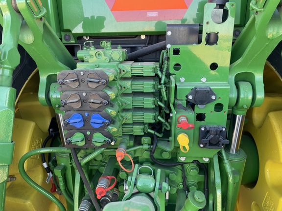 2024 John Deere 7R 210 Tractor