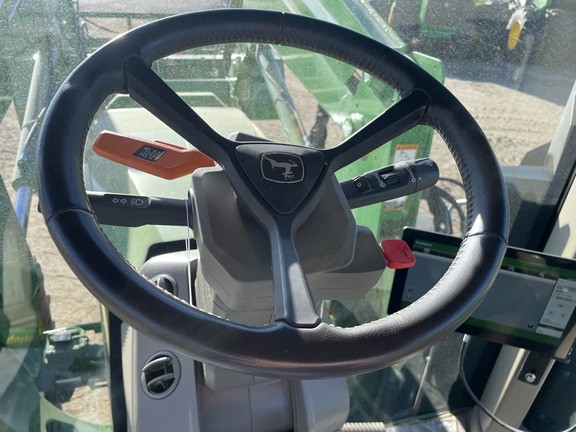 2024 John Deere 7R 210 Tractor