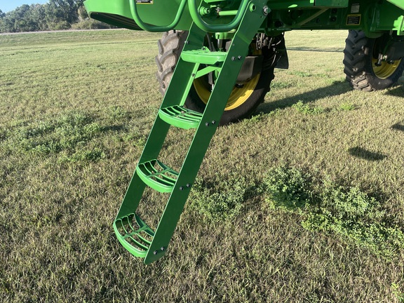 2023 John Deere 612R Sprayer/High Clearance