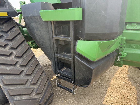 2023 John Deere 8RX 410 Tractor Rubber Track