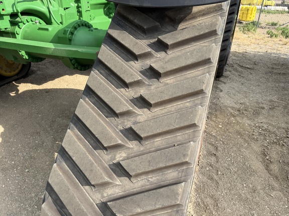 2023 John Deere 8RX 410 Tractor Rubber Track