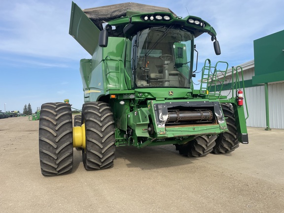 2021 John Deere S790 Combine
