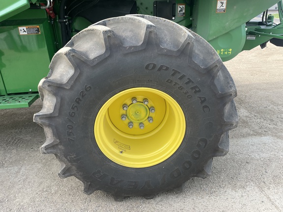 2021 John Deere S790 Combine