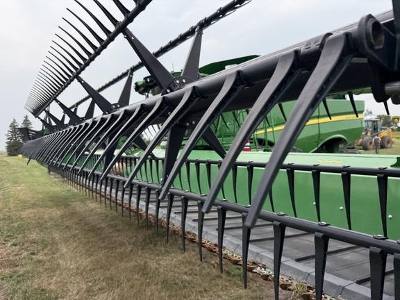 2019 John Deere 745FD Header Combine