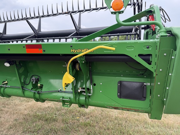 2019 John Deere 745FD Header Combine