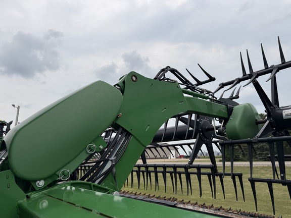 2019 John Deere 745FD Header Combine