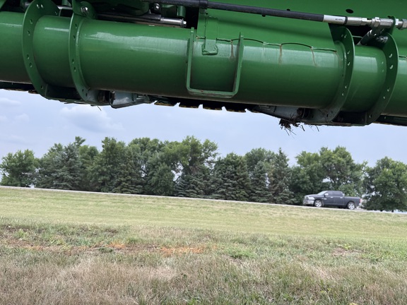 2019 John Deere 745FD Header Combine