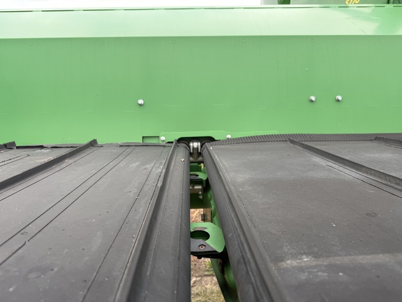 2019 John Deere 745FD Header Combine