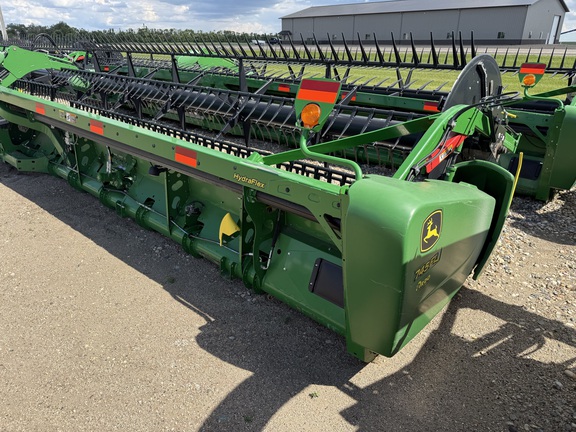 2019 John Deere 745FD Header Combine