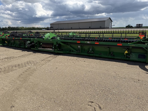 2019 John Deere 745FD Header Combine