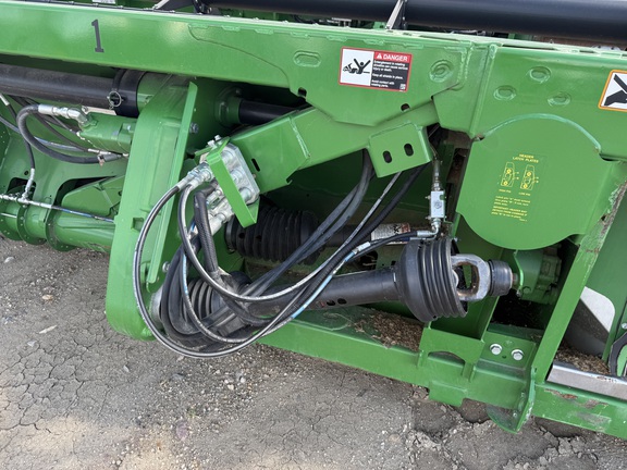 2019 John Deere 745FD Header Combine