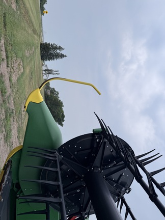 2019 John Deere 745FD Header Combine