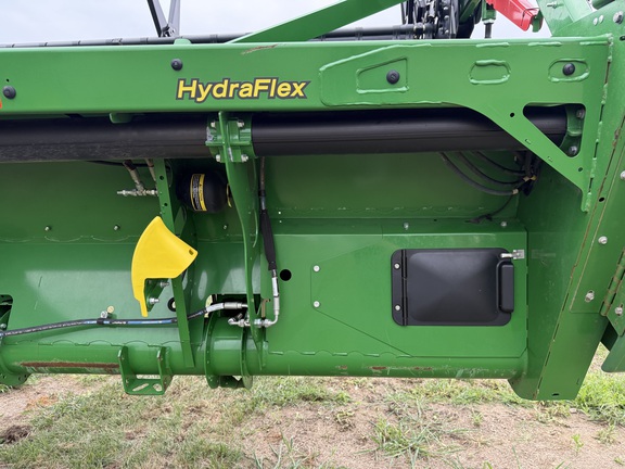 2019 John Deere 745FD Header Combine