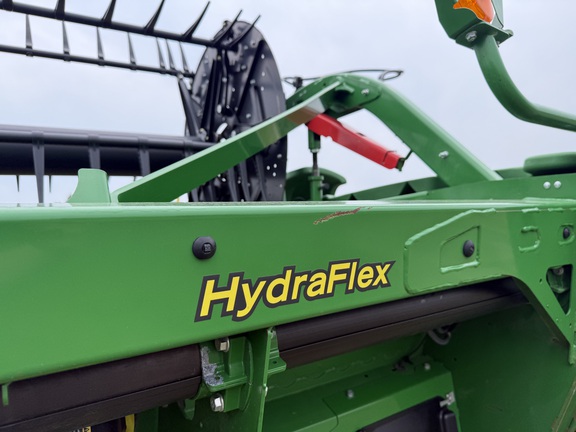 2019 John Deere 745FD Header Combine