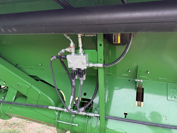 2019 John Deere 745FD Header Combine