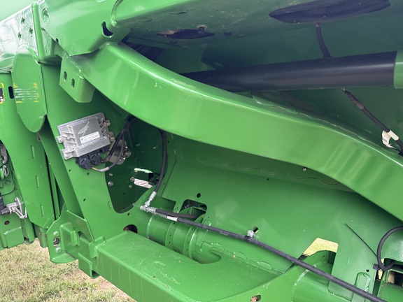 2019 John Deere 745FD Header Combine