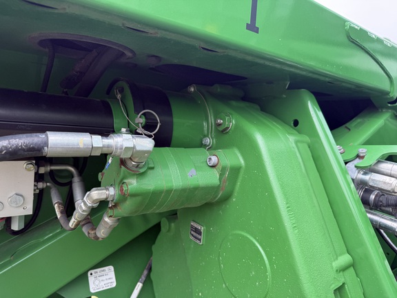 2019 John Deere 745FD Header Combine