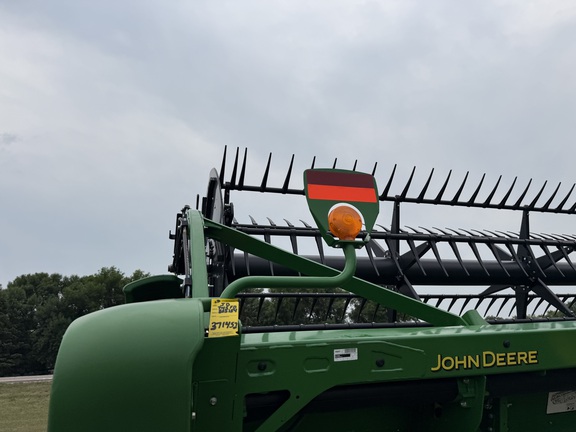 2019 John Deere 745FD Header Combine