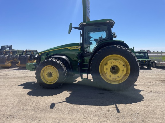 2024 John Deere 8R 370 Tractor