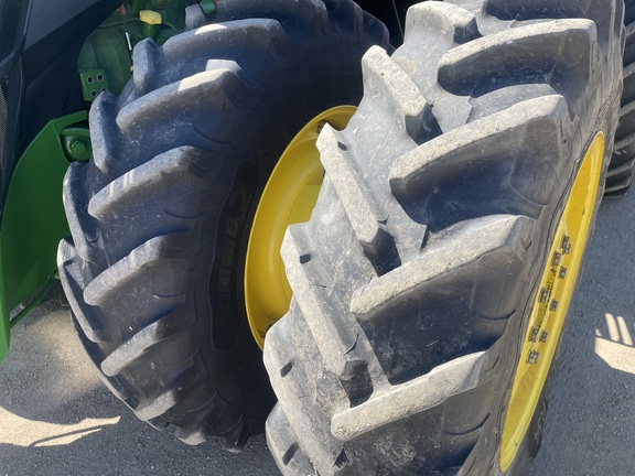 2024 John Deere 8R 370 Tractor