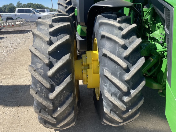 2024 John Deere 8R 370 Tractor