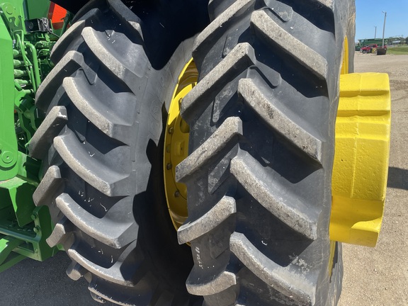 2024 John Deere 8R 370 Tractor