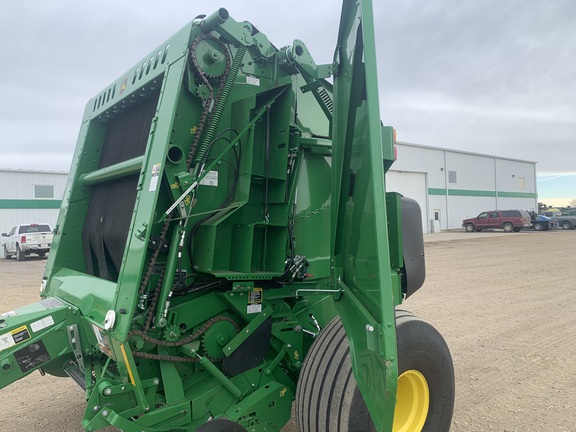 2022 John Deere 560M Baler/Round