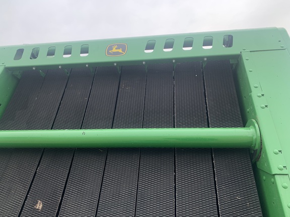 2022 John Deere 560M Baler/Round