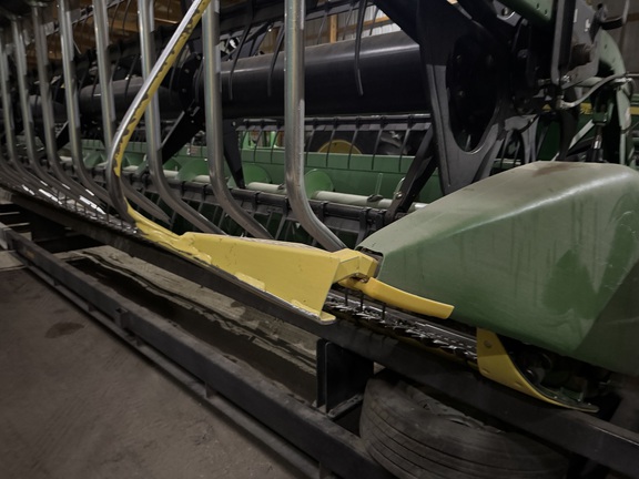 2011 John Deere 635F Header Combine