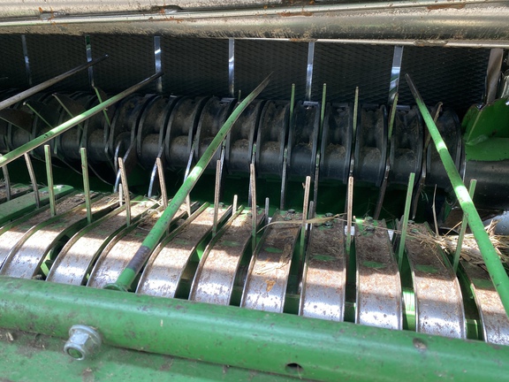 2019 John Deere 560R Baler/Round