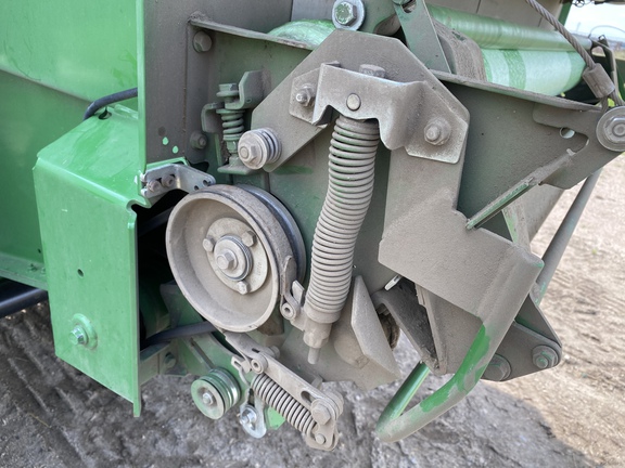 2019 John Deere 560R Baler/Round