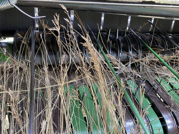 2015 John Deere 569 Baler/Round