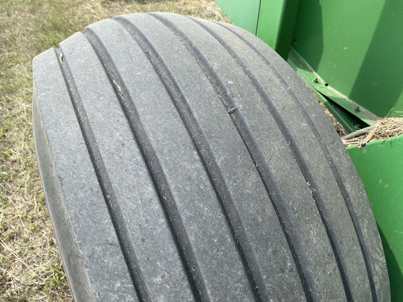 2015 John Deere 569 Baler/Round