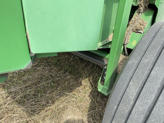 2015 John Deere 569 Baler/Round