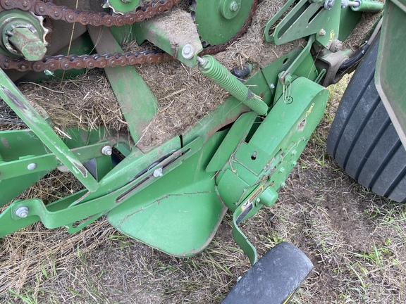 2015 John Deere 569 Baler/Round