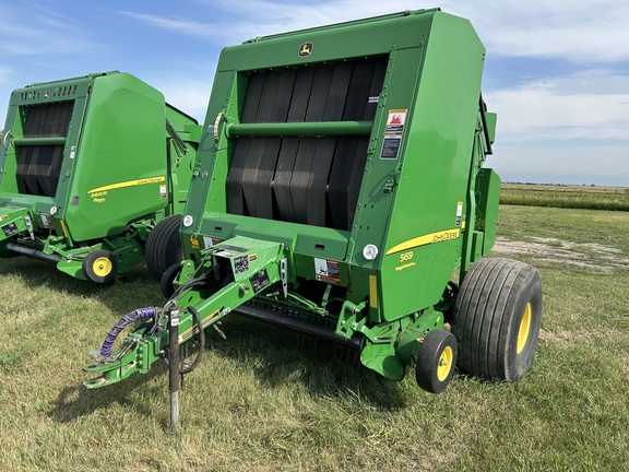 2015 John Deere 569 Baler/Round