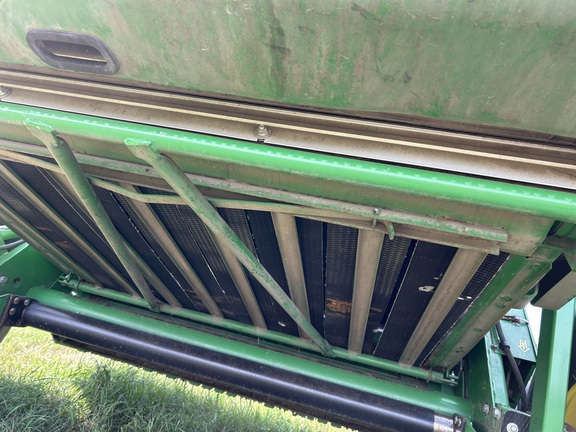 2015 John Deere 569 Baler/Round