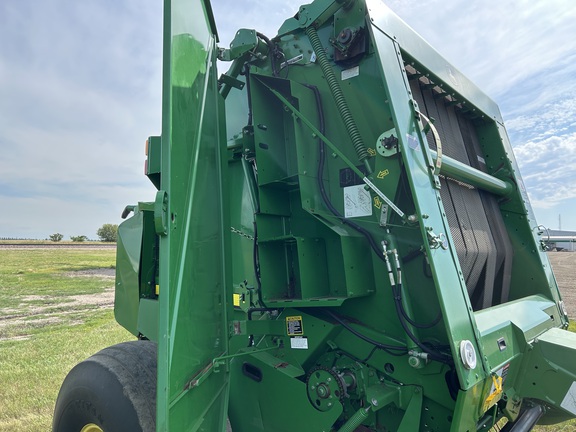 2015 John Deere 569 Baler/Round