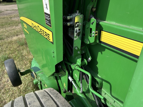 2015 John Deere 569 Baler/Round