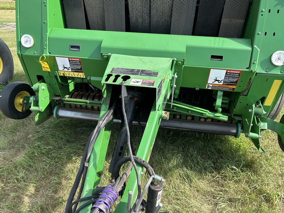 2015 John Deere 569 Baler/Round