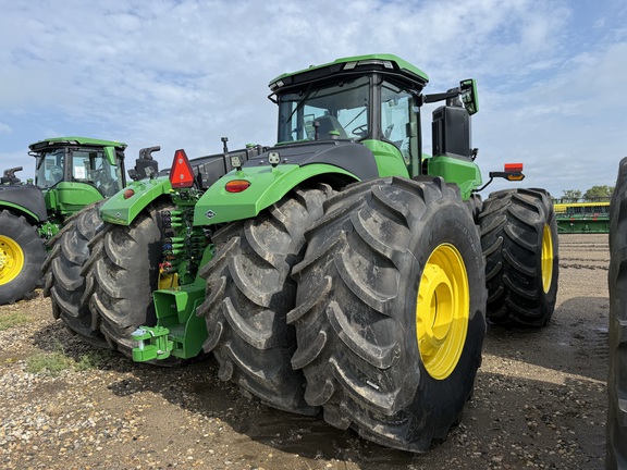 2025 John Deere 9R 590 Tractor 4WD